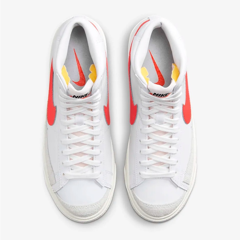 Nike Blazer Mid ‘77 - Picture 4 of 12